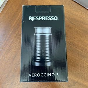 Brand new Nespresso Aeroccino 3 Milk Frother / Steamer